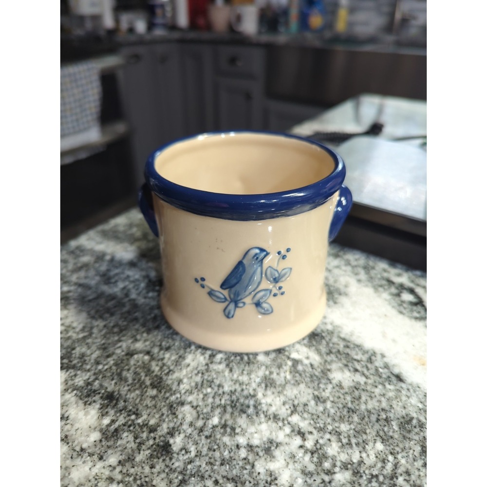 Tender Heart Small Crock Beige/Blue Raised Relief Blue Bird Design Country 4"